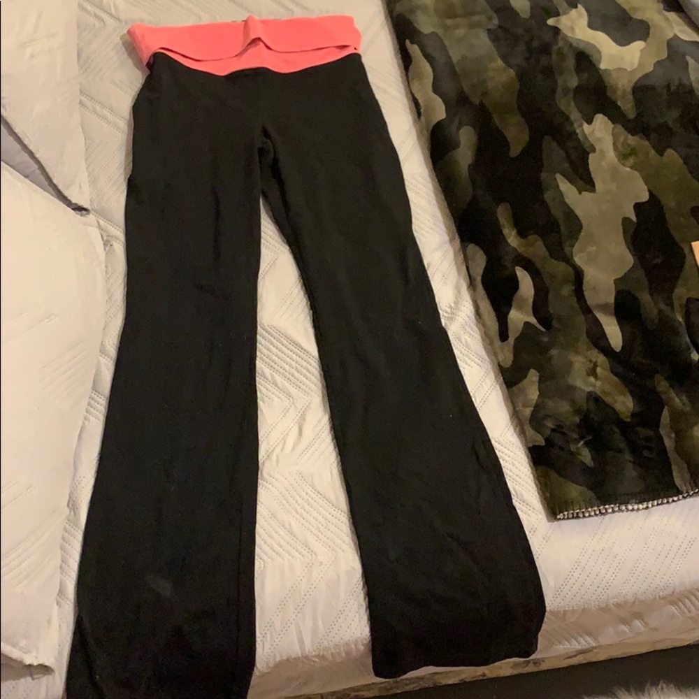 Yoga pants.